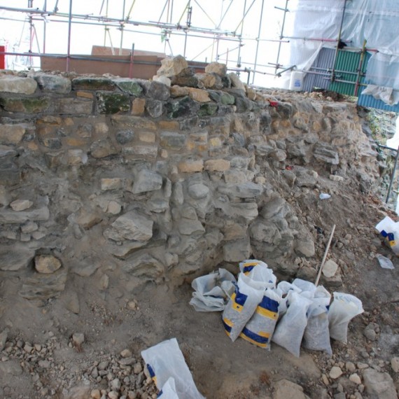 Pontefract Castle, Gascoigne Tower, consolidation of corework