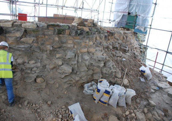 Pontefract Castle, Gascoigne Tower, consolidation of corework